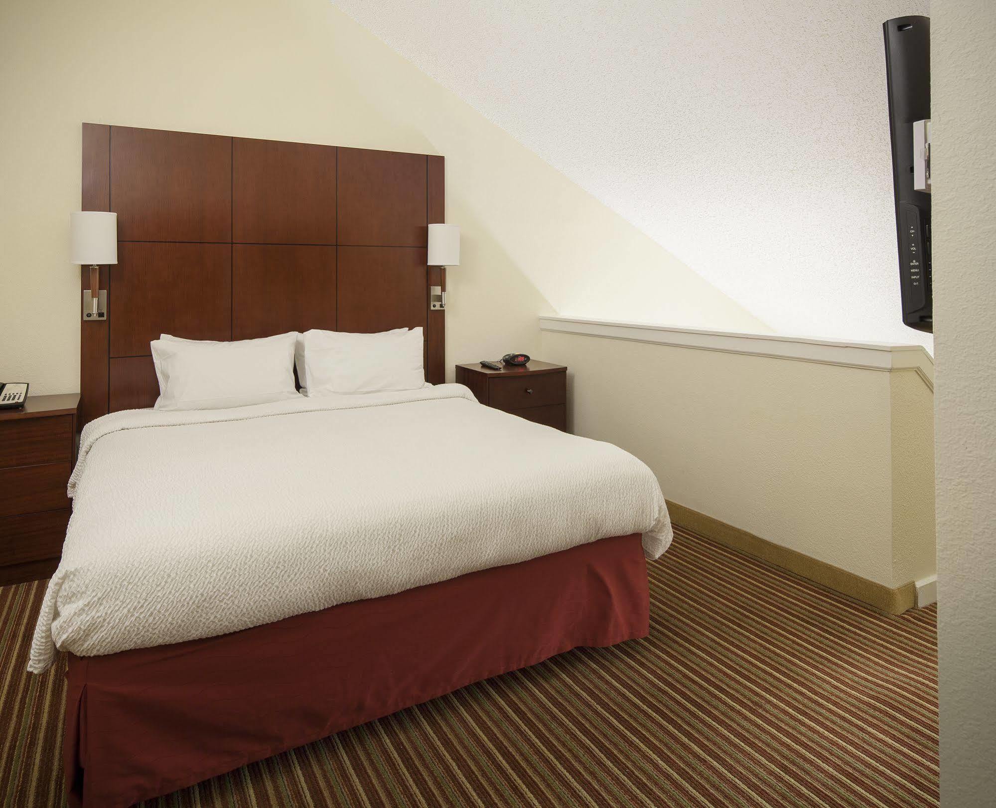 Sonesta Simply Suites Memphis East Poplar Pike Eksteriør billede