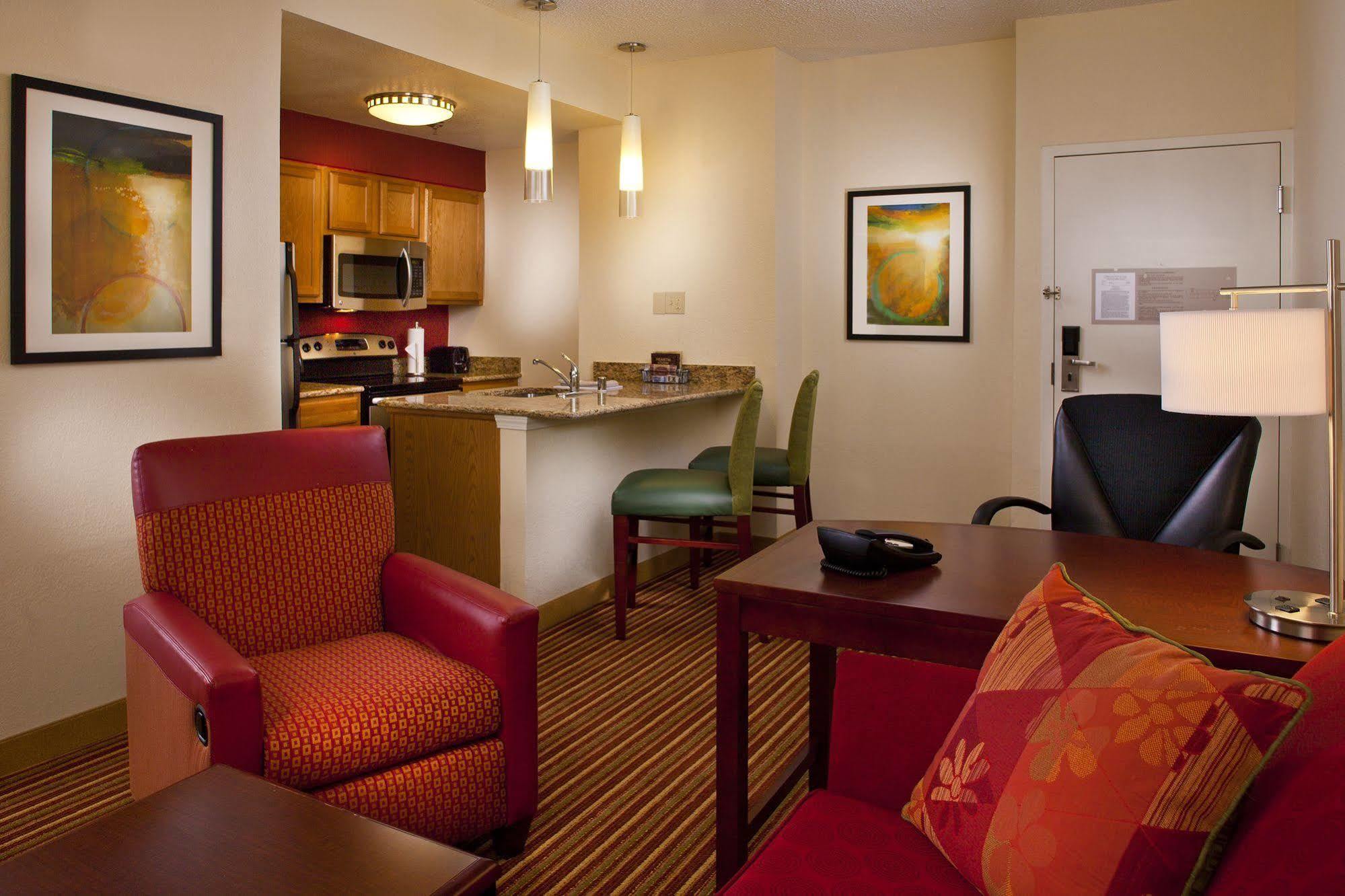 Sonesta Simply Suites Memphis East Poplar Pike Eksteriør billede