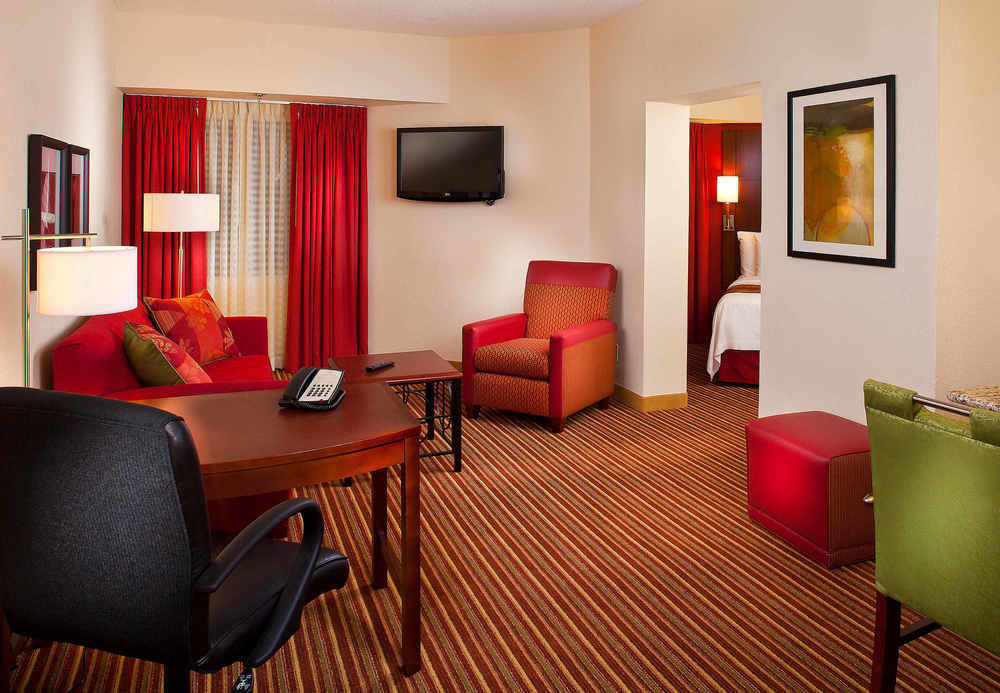 Sonesta Simply Suites Memphis East Poplar Pike Eksteriør billede